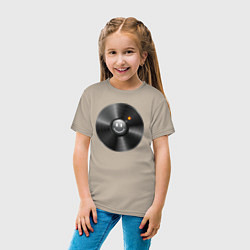 Футболка хлопковая детская Виниловая пластинка с бомбочкой, цвет: миндальный — фото 2