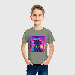 Футболка хлопковая детская Скелет в свете неонового города, цвет: авокадо — фото 2