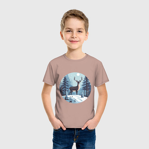 Детская футболка Зимняя сказка олень в лесу / Пыльно-розовый – фото 3
