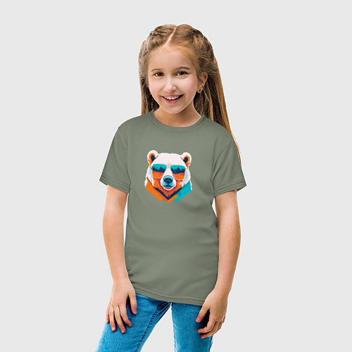 Детская футболка Стильный полярный медведь / Авокадо – фото 4