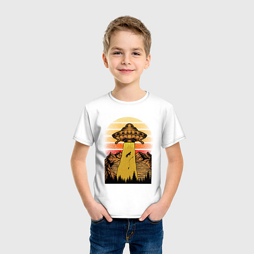 Детская футболка НЛО похищает рыбака / Белый – фото 3