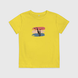 Футболка хлопковая детская Саксофон на фоне мазков краски, цвет: желтый