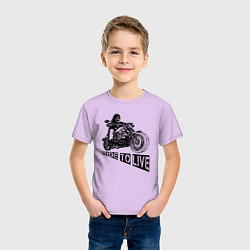 Футболка хлопковая детская Байкер на мотоцикле - череп, цвет: лаванда — фото 2