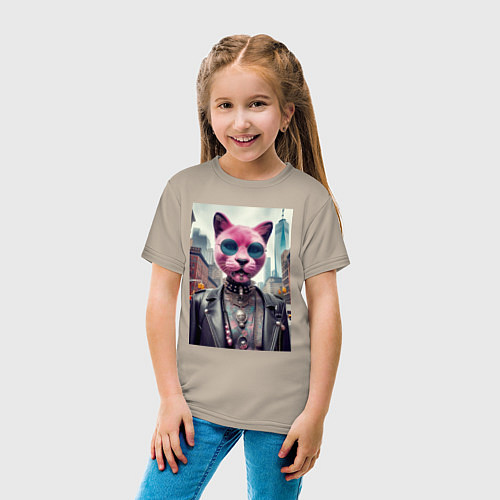 Детская футболка Модная кошечка из Нью-Йорка / Миндальный – фото 4