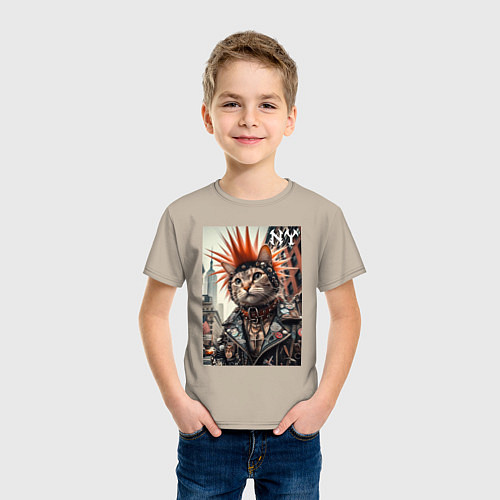 Детская футболка Котяра панк из Нью-Йорка - нейросеть / Миндальный – фото 3