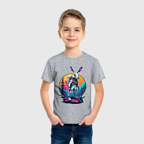 Детская футболка Неоновый заяц астронавт в космосе / Меланж – фото 3