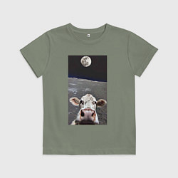 Футболка хлопковая детская Корова делает селфи на Луне - Земля в космосе, цвет: авокадо