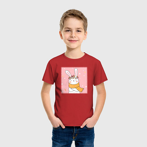 Детская футболка Милый заяц с шарфом / Красный – фото 3