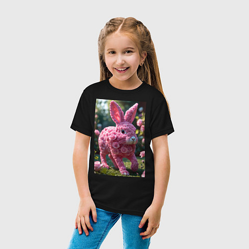 Детская футболка Кролик из роз / Черный – фото 4