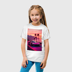 Футболка хлопковая детская Суперкар едет около океана, цвет: белый — фото 2