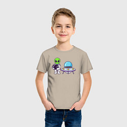 Футболка хлопковая детская Инопланетянин космонавт, цвет: миндальный — фото 2