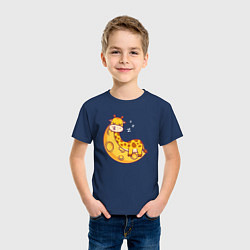 Футболка хлопковая детская Спящий жираф на луне, цвет: тёмно-синий — фото 2