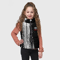 Детский жилет Тойота - следы от шин, цвет: 3D-черный — фото 2