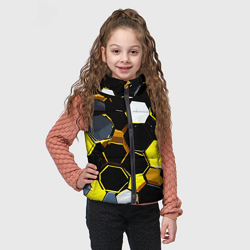 Детский жилет Жёлто-белые шестиугольники на чёрном фоне / 3D-Красный – фото 3
