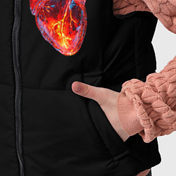Детский жилет Яркое стеклянное сердце огонь внутри, цвет: 3D-красный — фото 2