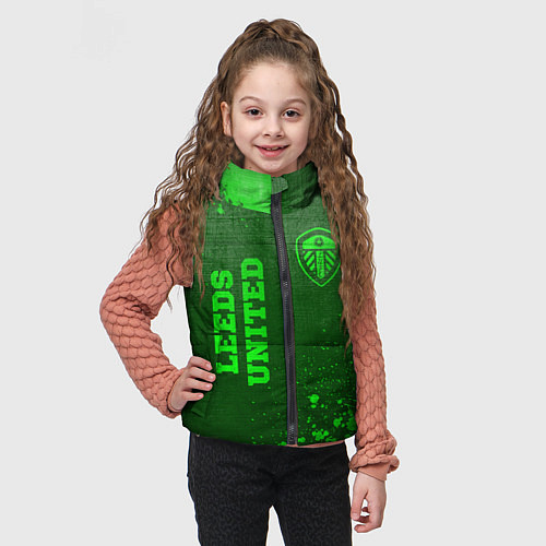 Детский жилет Leeds United - green gradient вертикально / 3D-Черный – фото 3