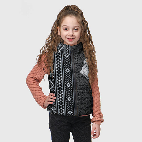 Детский жилет Славянский орнамент с оберегом макошь / 3D-Черный – фото 3