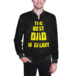Бомбер мужской The Best Dad in Galaxy, цвет: 3D-черный — фото 2