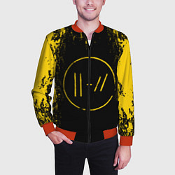 Бомбер мужской 21 Pilots: Yellow & Black, цвет: 3D-красный — фото 2
