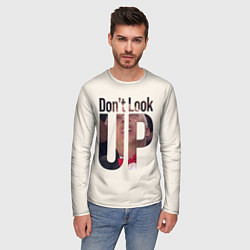Лонгслив мужской Dont look upНе смотри на вверх, цвет: 3D-принт — фото 2