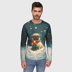 Лонгслив мужской Мопс и маленькая елочка, цвет: 3D-принт — фото 2