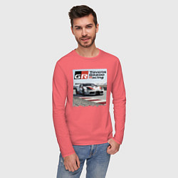 Лонгслив хлопковый мужской Toyota Gazoo Racing - легендарная спортивная коман, цвет: коралловый — фото 2