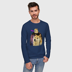 Лонгслив хлопковый мужской Пёсик Доге в свитере с пёсиком Доге, цвет: тёмно-синий — фото 2