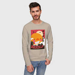 Лонгслив хлопковый мужской Утка Годзилла, цвет: миндальный — фото 2