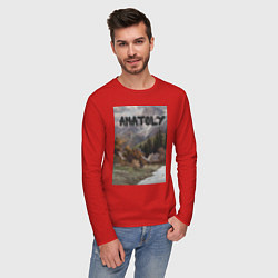 Лонгслив хлопковый мужской Anatoly - свежесть гор - Анатолий, цвет: красный — фото 2