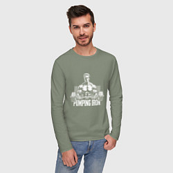 Лонгслив хлопковый мужской Арнольд - качай железо, цвет: авокадо — фото 2
