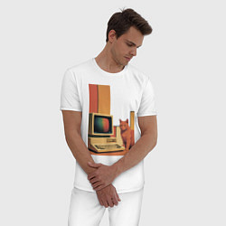 Пижама хлопковая мужская Рыжий кот сидит у старого компьютера ретро поп-арт, цвет: белый — фото 2