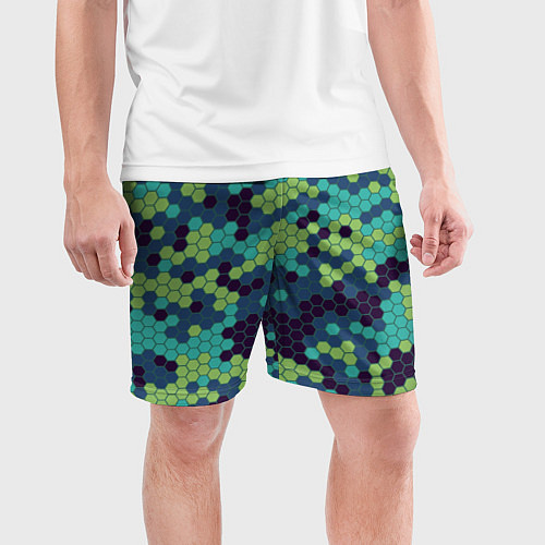 Мужские спортивные шорты Зеленые соты в мозаике / 3D-принт – фото 3