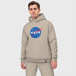 Мужской костюм оверсайз NASA: Logo цвета миндальный — фото 2
