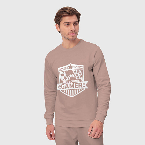 Мужской костюм Old gamer badge / Пыльно-розовый – фото 3