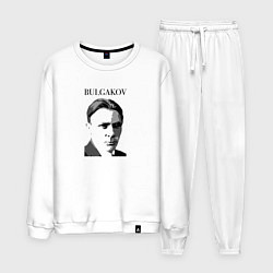 Мужской костюм Михаил Булгаков портрет в черно-белом