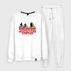 Мужской костюм Очень странные дела надпись