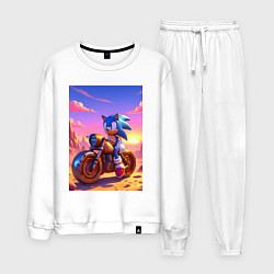 Костюм хлопковый мужской Ёж Соник на ржавом ретро мотоцикле в пустыне, цвет: белый