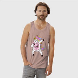 Майка мужская хлопок Dabbing Unicorn, цвет: пыльно-розовый — фото 2