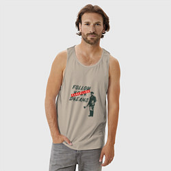 Майка мужская хлопок Follow your dreams зачёркнуто надписью Cancelled, цвет: миндальный — фото 2