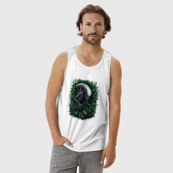 Майка мужская хлопок Ксеноморф в зарослях, цвет: белый — фото 2