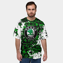 Футболка оверсайз мужская Skoda брызги красок, цвет: 3D-принт — фото 2