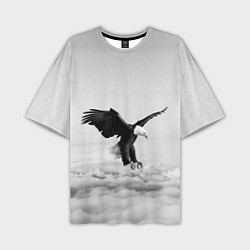 Футболка оверсайз мужская Орёл в облаках черно-белый, цвет: 3D-принт