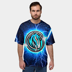 Футболка оверсайз мужская Даллас Маверикс в разрядах молний, цвет: 3D-принт — фото 2