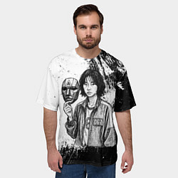 Футболка оверсайз мужская Squid Game Игрок 067 держит маску, цвет: 3D-принт — фото 2