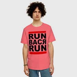 Футболка оверсайз мужская Run Вася Run, цвет: коралловый — фото 2