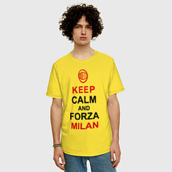 Футболка оверсайз мужская Keep Calm & Forza Milan, цвет: желтый — фото 2