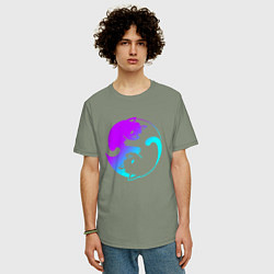 Футболка оверсайз мужская ИНЬ ЯНЬ КОТИКИ В НЕОНЕ, цвет: авокадо — фото 2