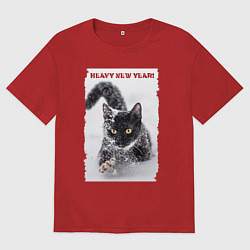 Футболка оверсайз мужская Котёнок пробирается сквозь глубокий снег, цвет: красный