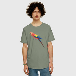 Футболка оверсайз мужская Одинокий сине-красный попугай, цвет: авокадо — фото 2