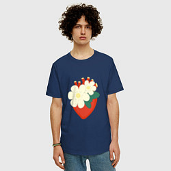 Футболка оверсайз мужская Анатомическое сердце в цветах и листьях, цвет: тёмно-синий — фото 2